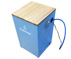 Ape als Kaffeefahrzeug mit externer Wasserversorgung, Umbauten, Elektrik, Wasseranschlüsse, Gastrogeräte, Transportservice, Dämmung, Unterkonstruktion